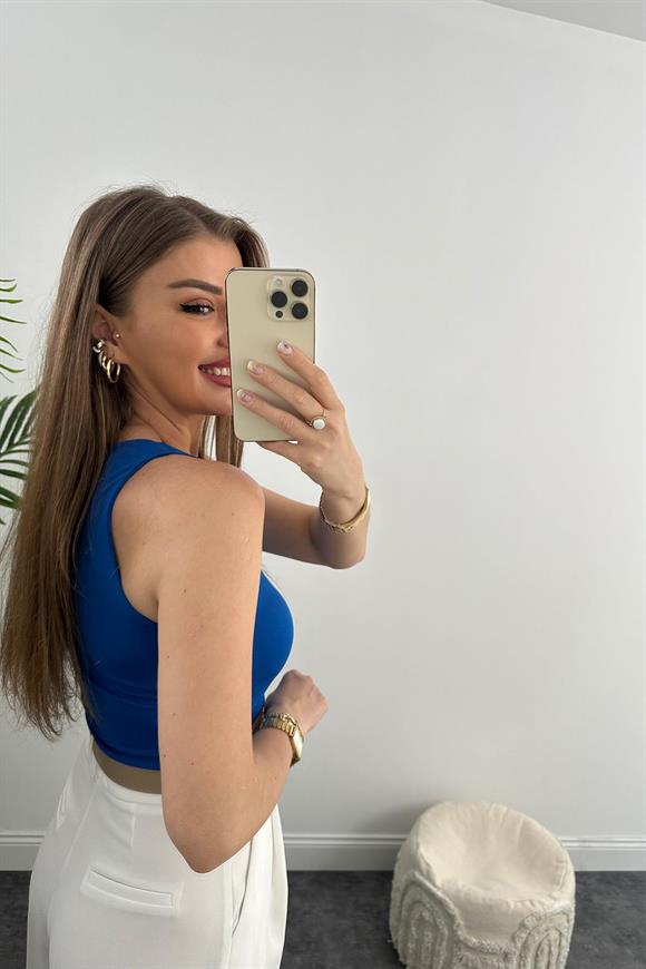 Double Kumaş Likralı Halter Yaka Crop Bluz Mavi