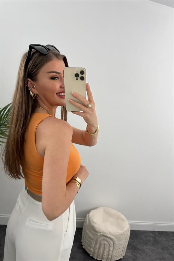 Double Kumaş Likralı Halter Yaka Crop Bluz Oranj