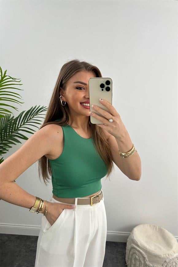 Double Kumaş Likralı Halter Yaka Crop Bluz Yeşil