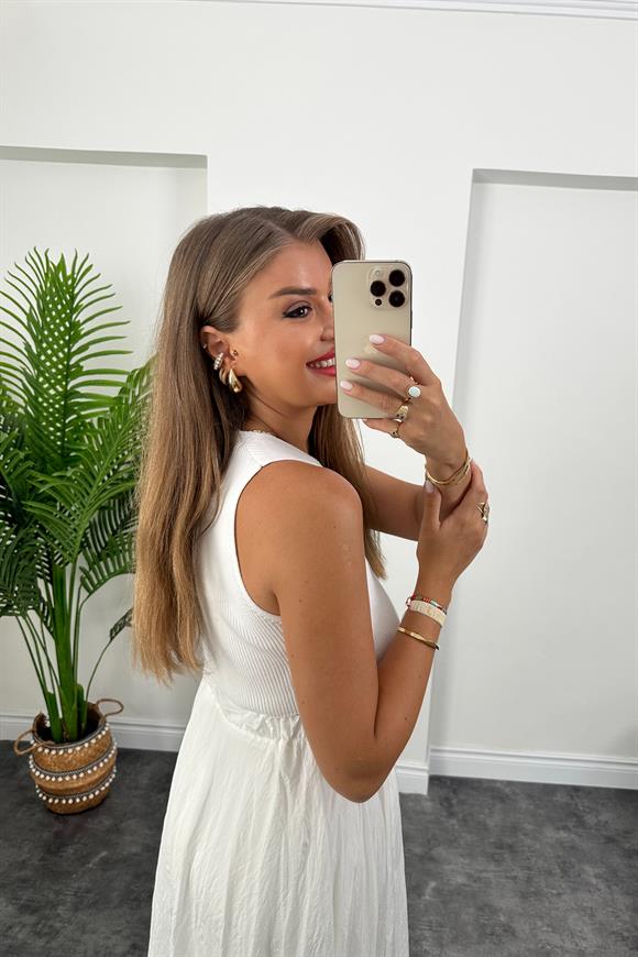 Elit Triko 3 Düğmeli Kısa Yelek Beyaz