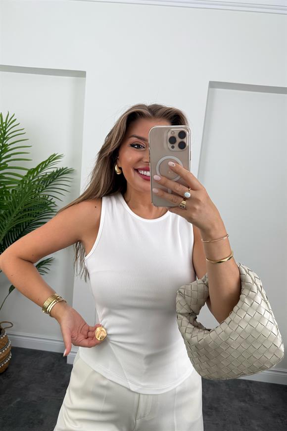 Eteği Gold Aksesuarlı Sıfır Kol Likralı Ottoman Bluz Beyaz
