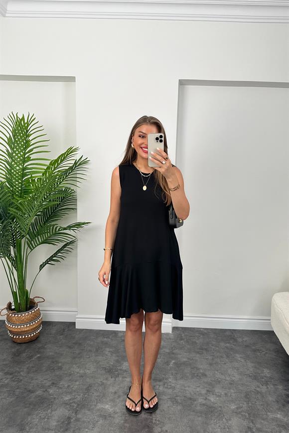 Eteği Valonlu Sıfır Kol Basic Salaş Elbise Siyah