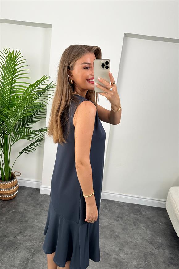 Eteği Valonlu Sıfır Kol Basic Salaş Elbise Antrasit