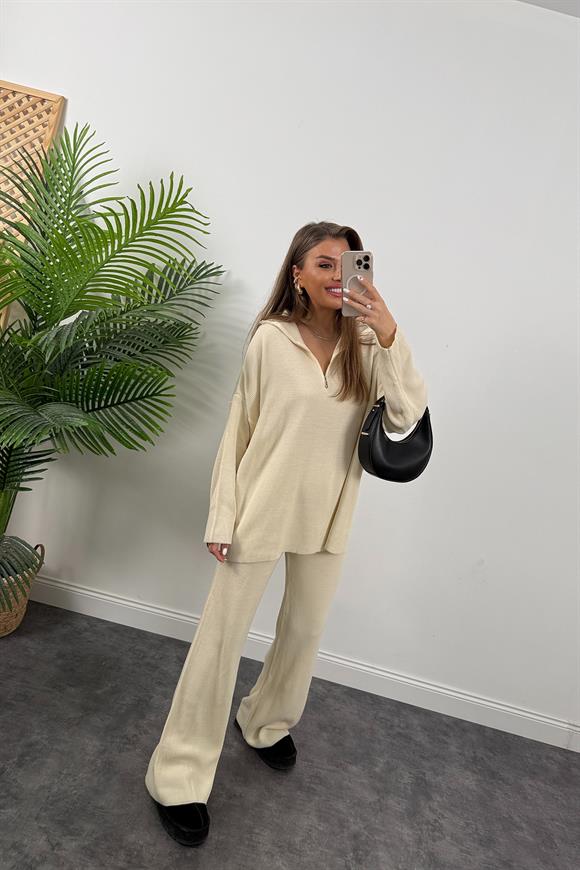 Fitilli Salaş Triko Takım Taş