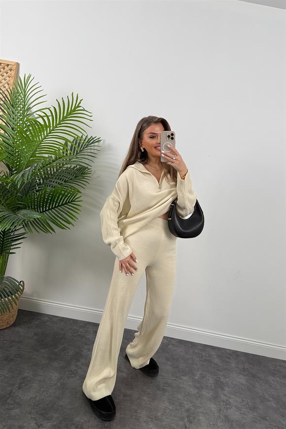 Fitilli Salaş Triko Takım Taş