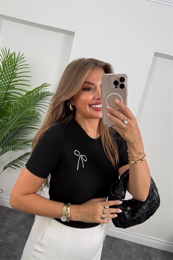 Fiyonk Detaylı Likralı Ottoman Kısa Kol Bluz Siyah