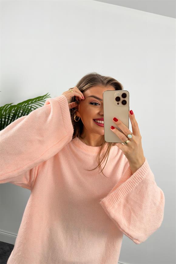 Geniş Kol Basic Yumoş Salaş Kazak Şeker Pembe