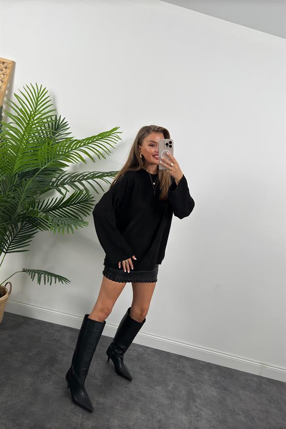 Geniş Kol Basic Yumoş Salaş Kazak Siyah