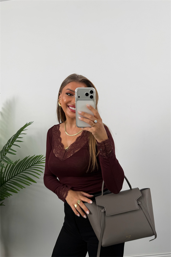 Kaşmir Dokulu V Yaka Dantelli Basic Bluz Bordo