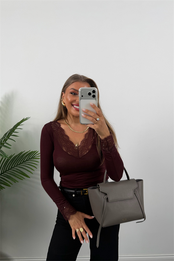 Kaşmir Dokulu V Yaka Dantelli Basic Bluz Bordo