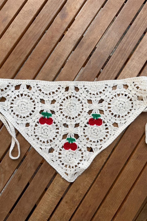 Kiraz Motifli Üçgen Bandana