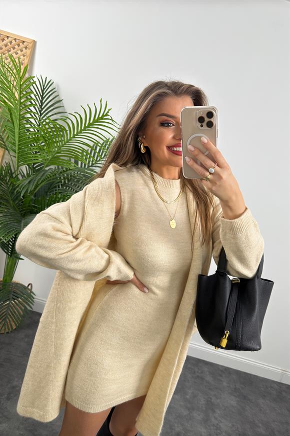 Kısa Elbiseli Yumoş Hırka Takım Taş