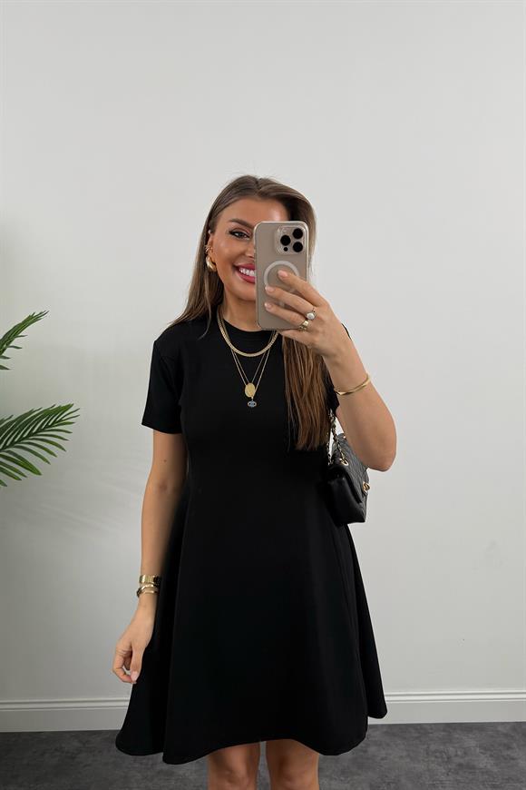 Likralı Krep Kumaş Kısa Kol Basic Salaş Elbise