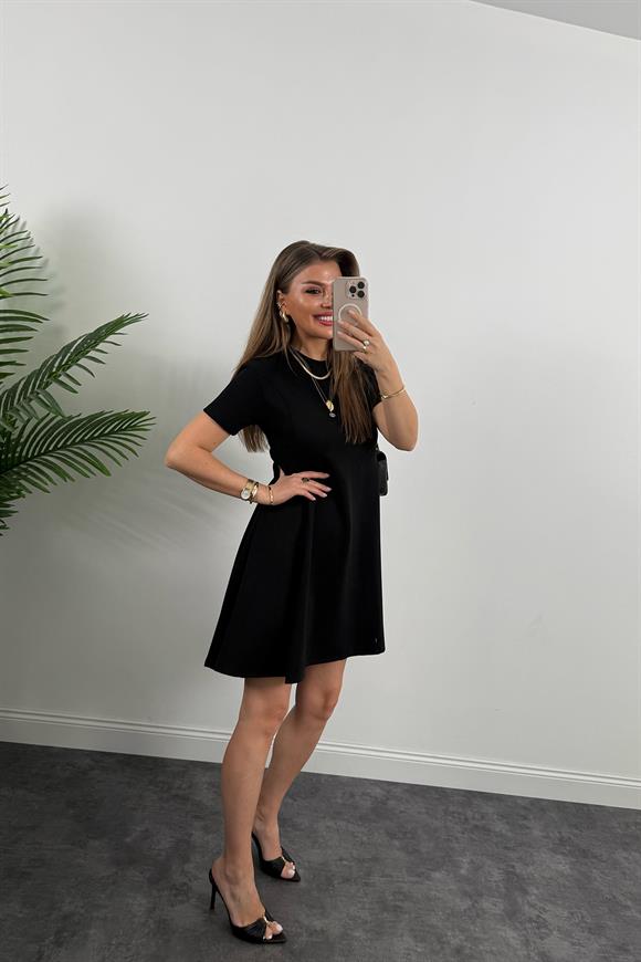 Likralı Krep Kumaş Kısa Kol Basic Salaş Elbise