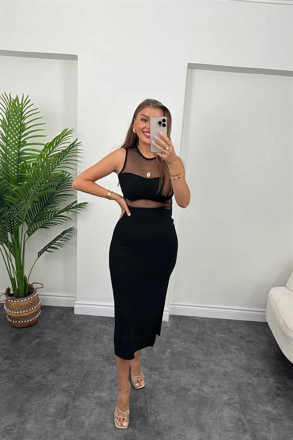 Likralı Ottoman Kumaşımızdan Transparan Detaylı Kolsuz Kalem Elbise