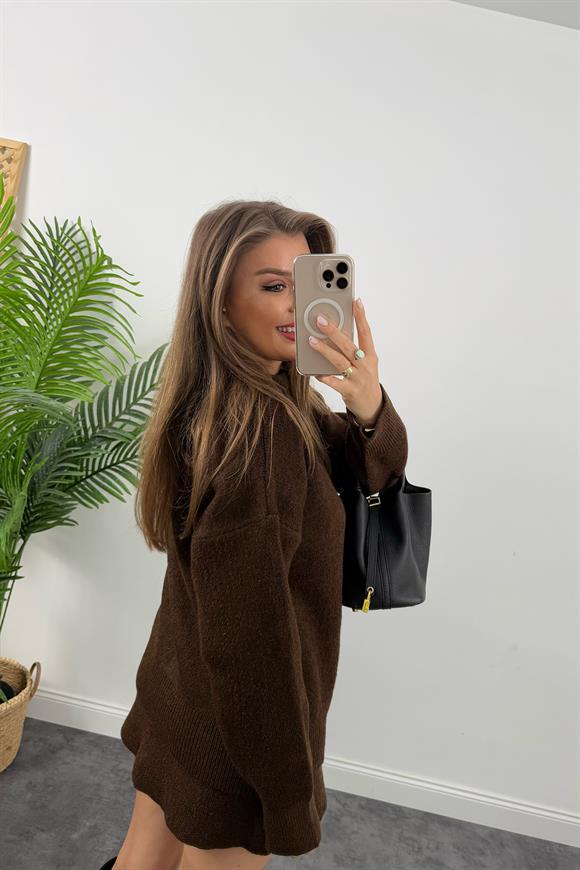 Lüx Kalite Çelik Dokuma Yumoş Triko Etek Kazak Takım Kahverengi