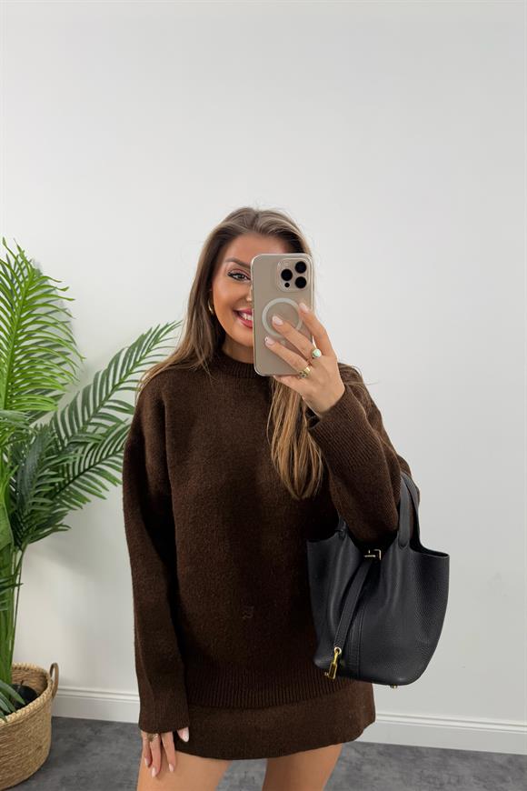 Lüx Kalite Çelik Dokuma Yumoş Triko Etek Kazak Takım Kahverengi