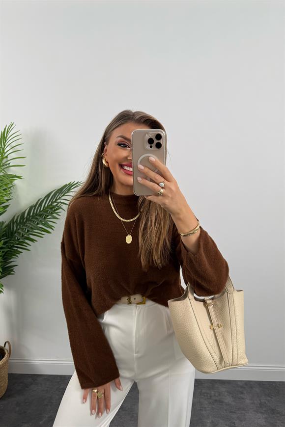 Lüx Kalite Dik Yaka Basic Yumoş Kazak Kahverengi