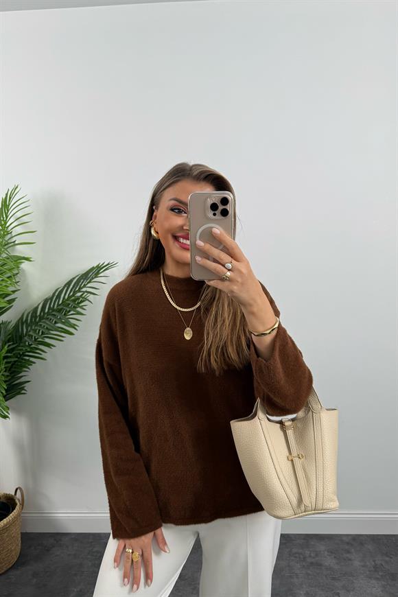 Lüx Kalite Dik Yaka Basic Yumoş Kazak Kahverengi