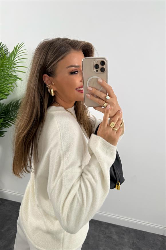 Lüx Kalite Dik Yaka Basic Yumoş Kazak Ekru