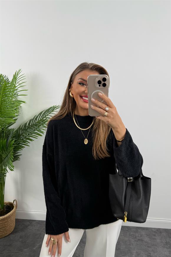 Lüx Kalite Dik Yaka Basic Yumoş Kazak Siyah