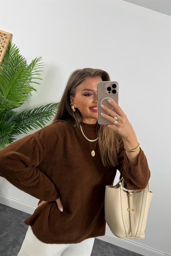 Lüx Kalite Dik Yaka Basic Yumoş Kazak Kahverengi