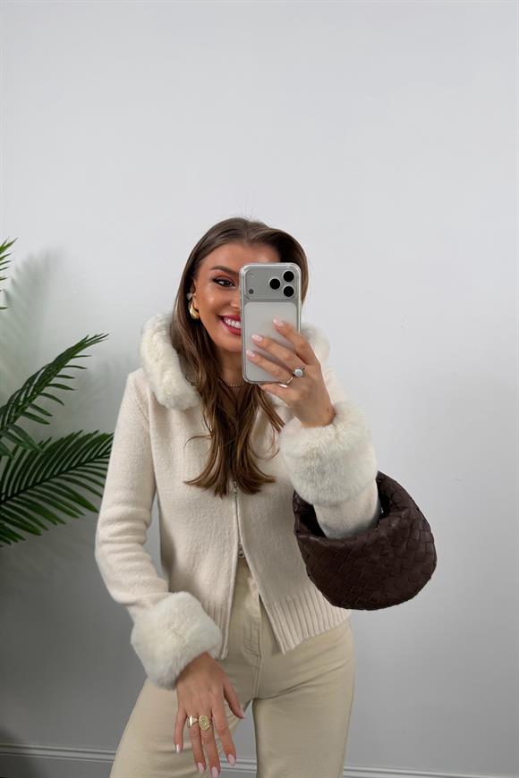 Lüx Kalite İpek Kürklü Elit Triko Hırka Krem