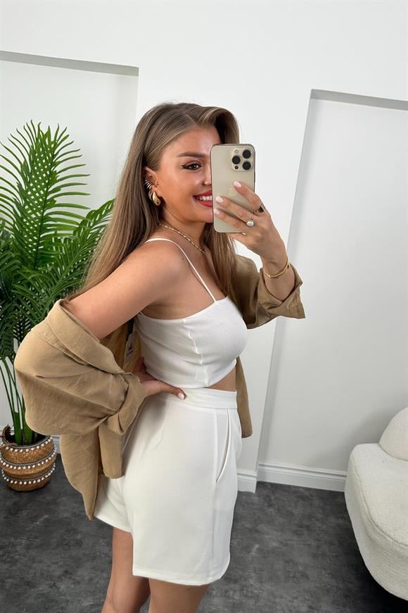 Lüx Kalite Kalın Klasik Kumaş Yüksek Bel Şehir Boy Şort Beyaz 