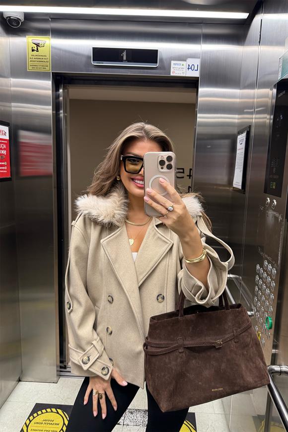 Lüx Kalite Yakası Kürklü Apoletli Kaşe Trenç kaban