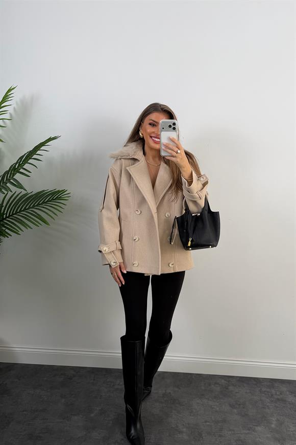 Lüx Kalite Yakası Kürklü Apoletli Oversize Kaşe Kaban