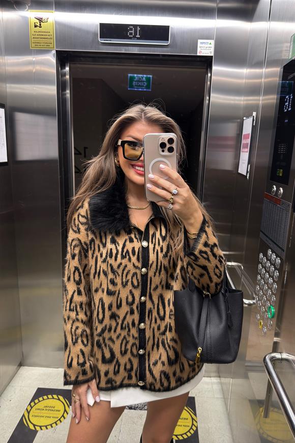Lüx Kalite Yakası Kürklü Yumoş Leopar Hırka Siyah Kürklü