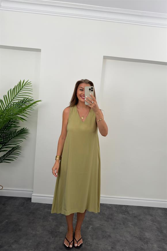 Lüx Kalite Tensel Kumaş V Yaka Basic Elbise Yağ Yeşili
