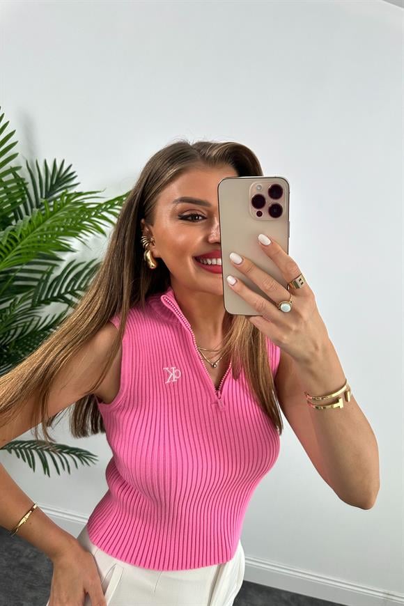 Lüx Marka Model Yakası Fermuarlı Kolsuz Triko Bluz Pembe
