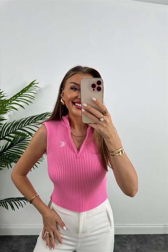 Lüx Marka Model Yakası Fermuarlı Kolsuz Triko Bluz Pembe