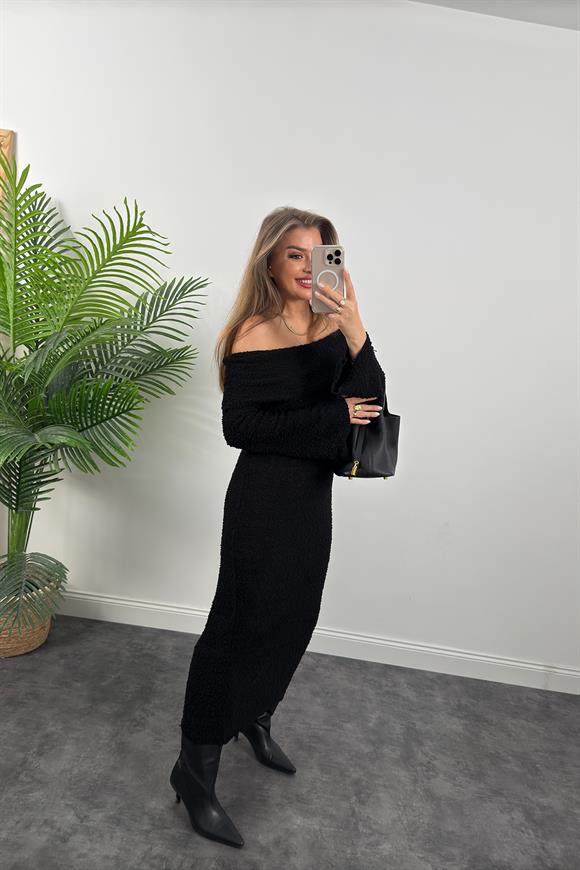 Madonna Yaka Buklet Triko Likralı Maxi Elbise Siyah