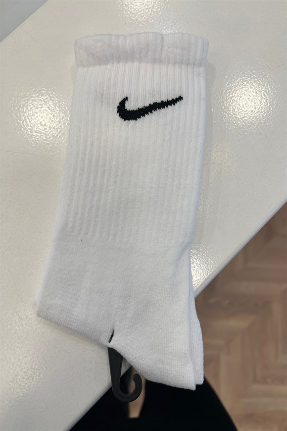 Marka Logolu Tam Pamuklu Çorap Beyaz