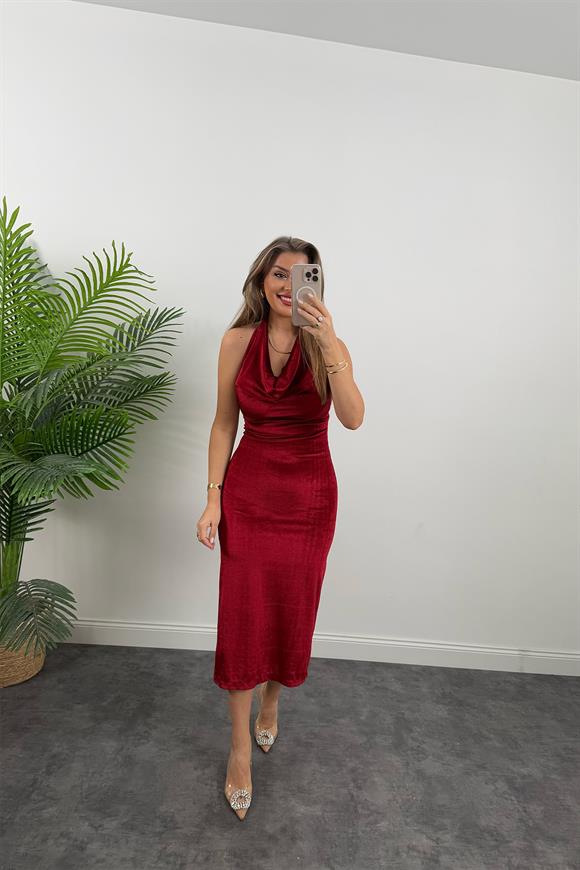 Marka Model Degaje Yaka Likralı Kadife Elbise Bordo