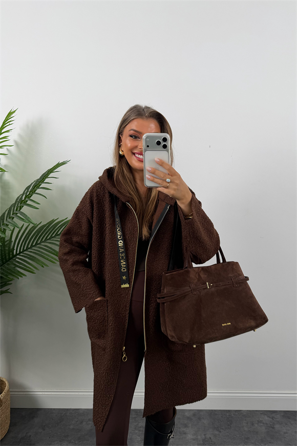 Marka Model Gold Detaylı Buklet Uzun Ceket Acı Kahve