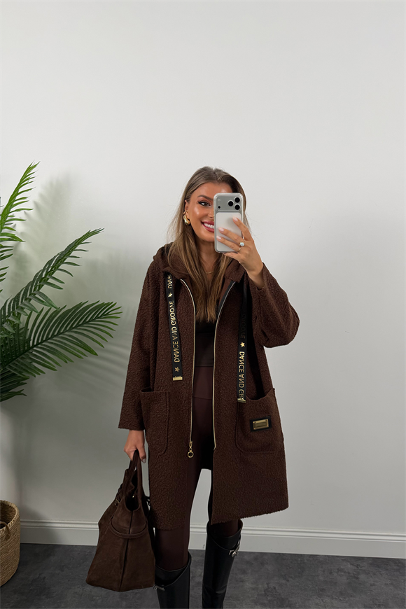 Marka Model Gold Detaylı Buklet Uzun Ceket Acı Kahve