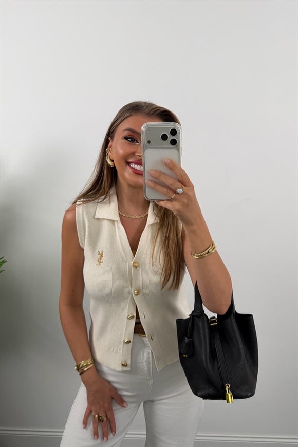 Marka Model Gold Nakışlı Sıfır Kol Triko Yelek Krem
