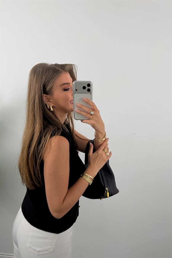 Marka Model Gold Nakışlı Sıfır Kol Triko Yelek Siyah