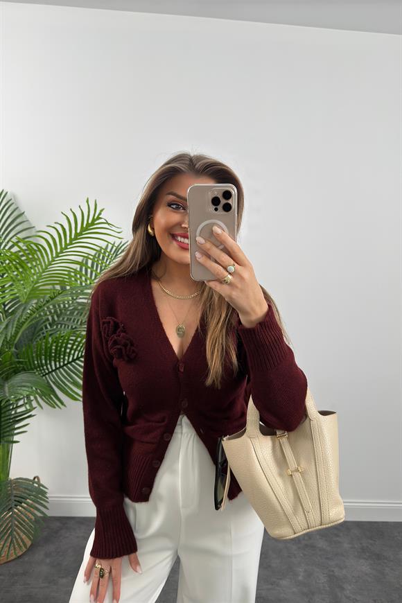 Marka Model Gül Broşlu Basic Yumoş Hırka Bordo
