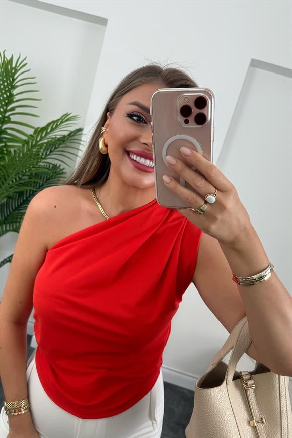 Marka Model Likralı Drapeli Tek Omuz Tasarım Bluz Kırmızı 
