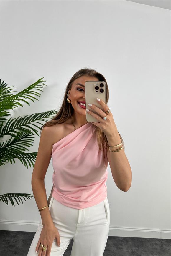 Marka Model Likralı Drapeli Tek Omuz Tasarım Bluz Pembe 