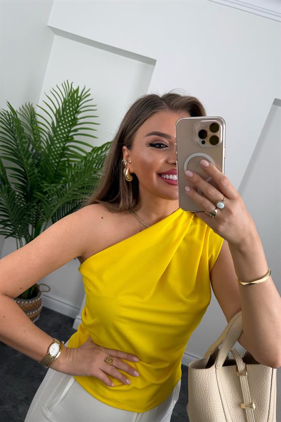 Marka Model Likralı Drapeli Tek Omuz Tasarım Bluz Sarı