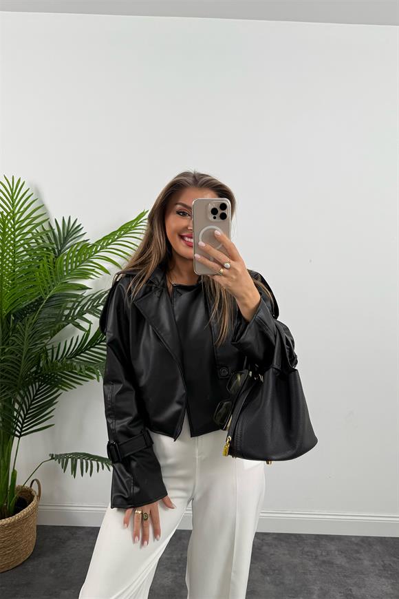 Marka Model Omuzları Apoletli Deri Ceket Siyah