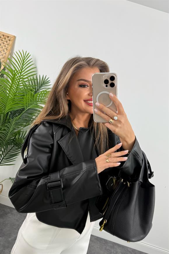 Marka Model Omuzları Apoletli Deri Ceket Siyah