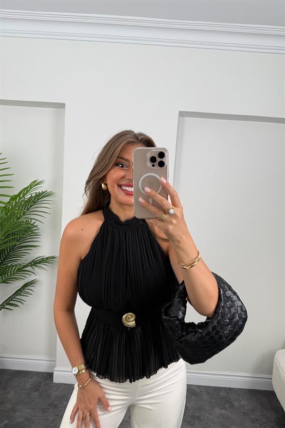 Marka Model Pileli Tasarım Bluz Siyah