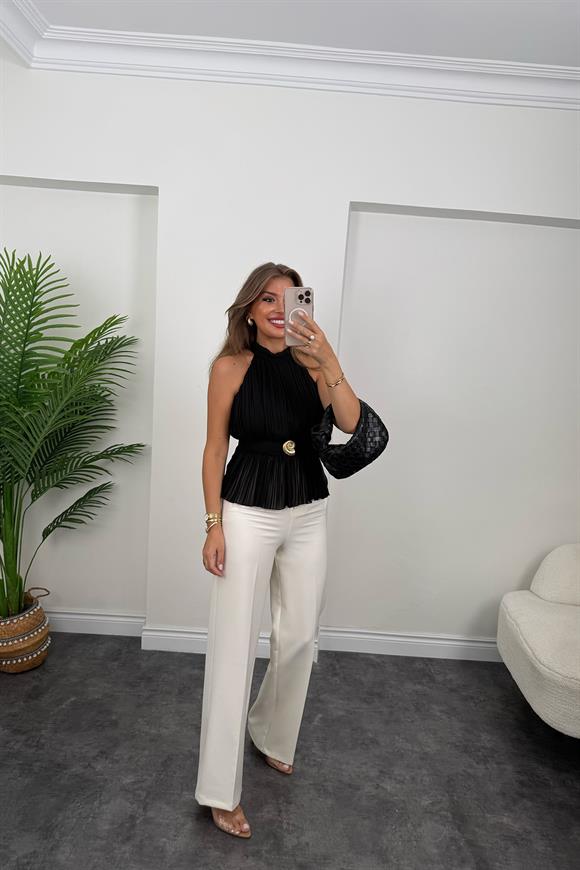 Marka Model Pileli Tasarım Bluz Siyah