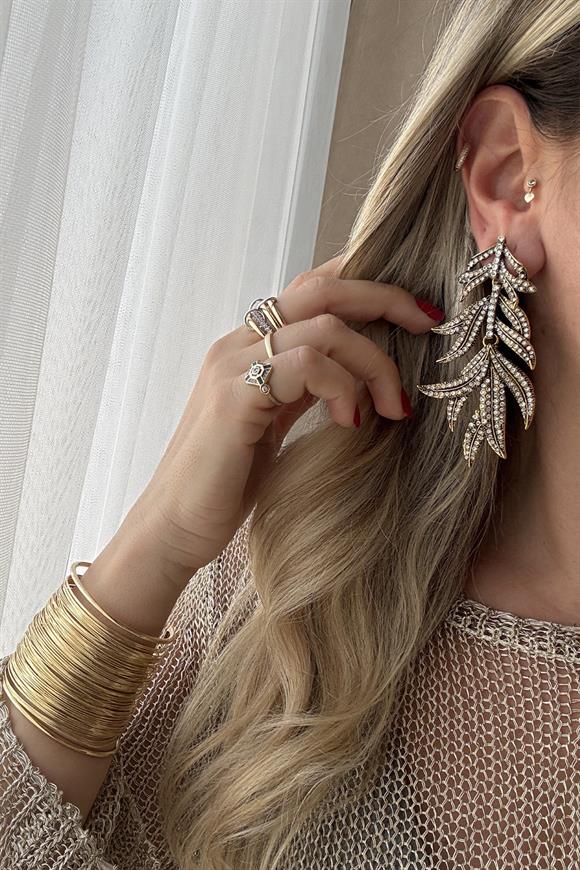 Marka Model Sallantılı Çiçek Küpe